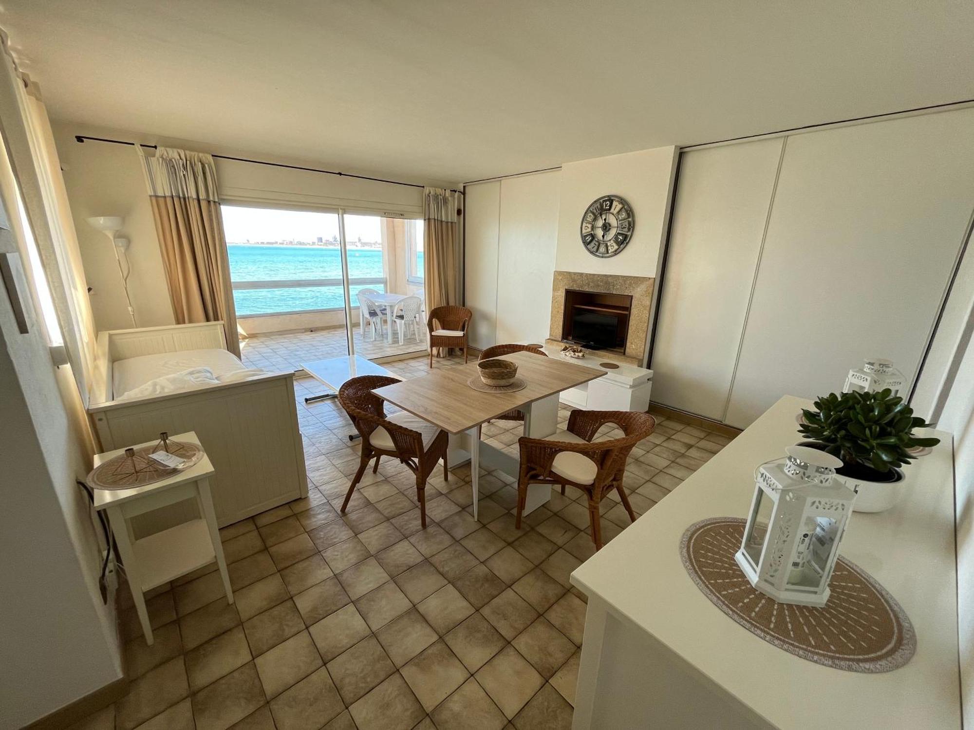 La Maison De La Mer - 1Er Etage Fos-sur-Mer Exterior photo